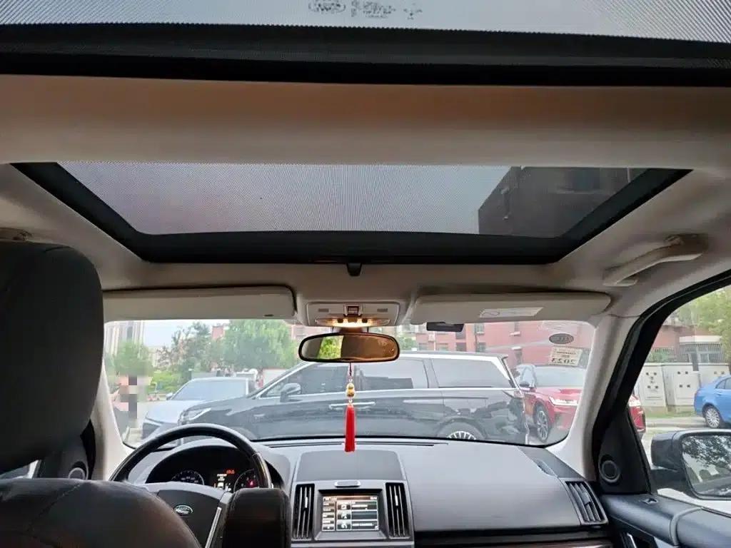 Freelander 2 2015 2.0T Si4 XS Collector's Edition — миниатюра 9