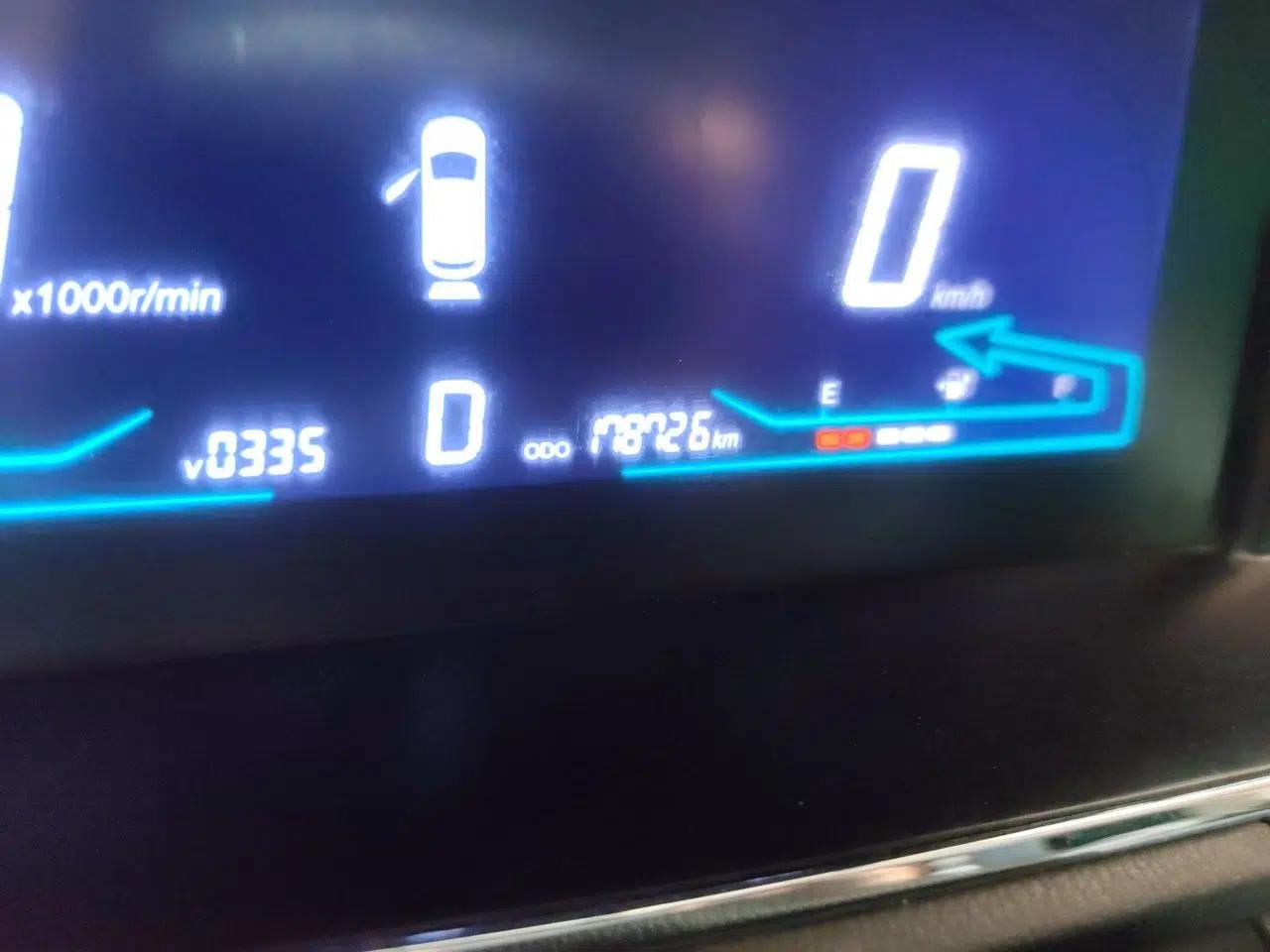 CHANGAN OSHAN A600EV 2018 EV model — миниатюра 12