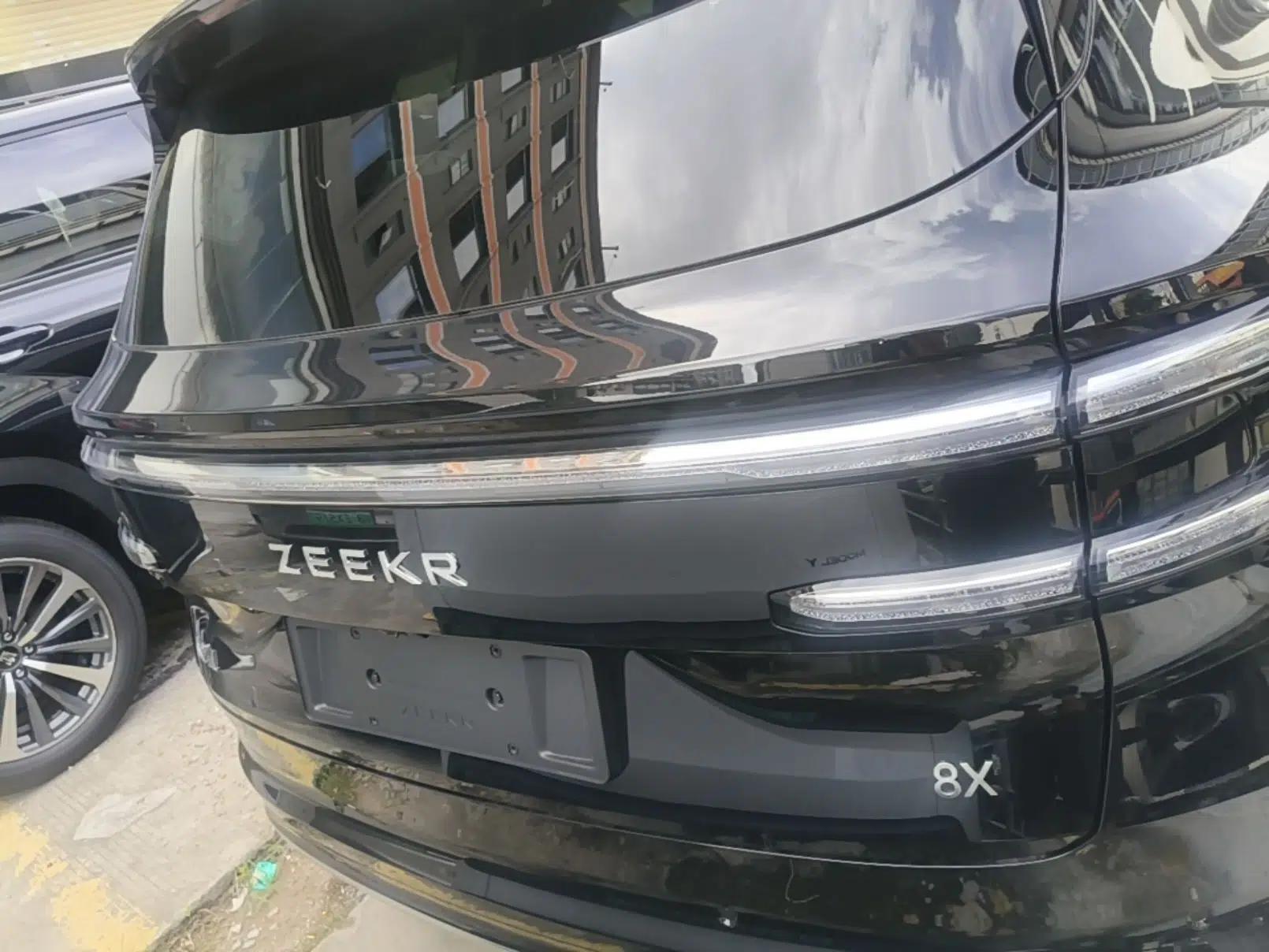 Zeekr 8X 2026 Model Ultra+ Edition 70kWh — миниатюра 5