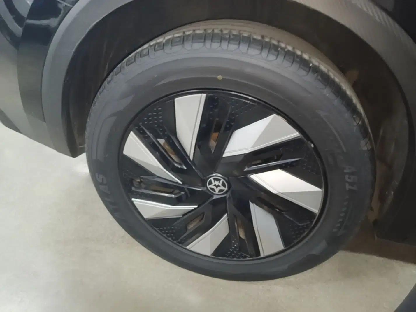 Venucia V DD-i 2023 110 km iE Version — миниатюра 11