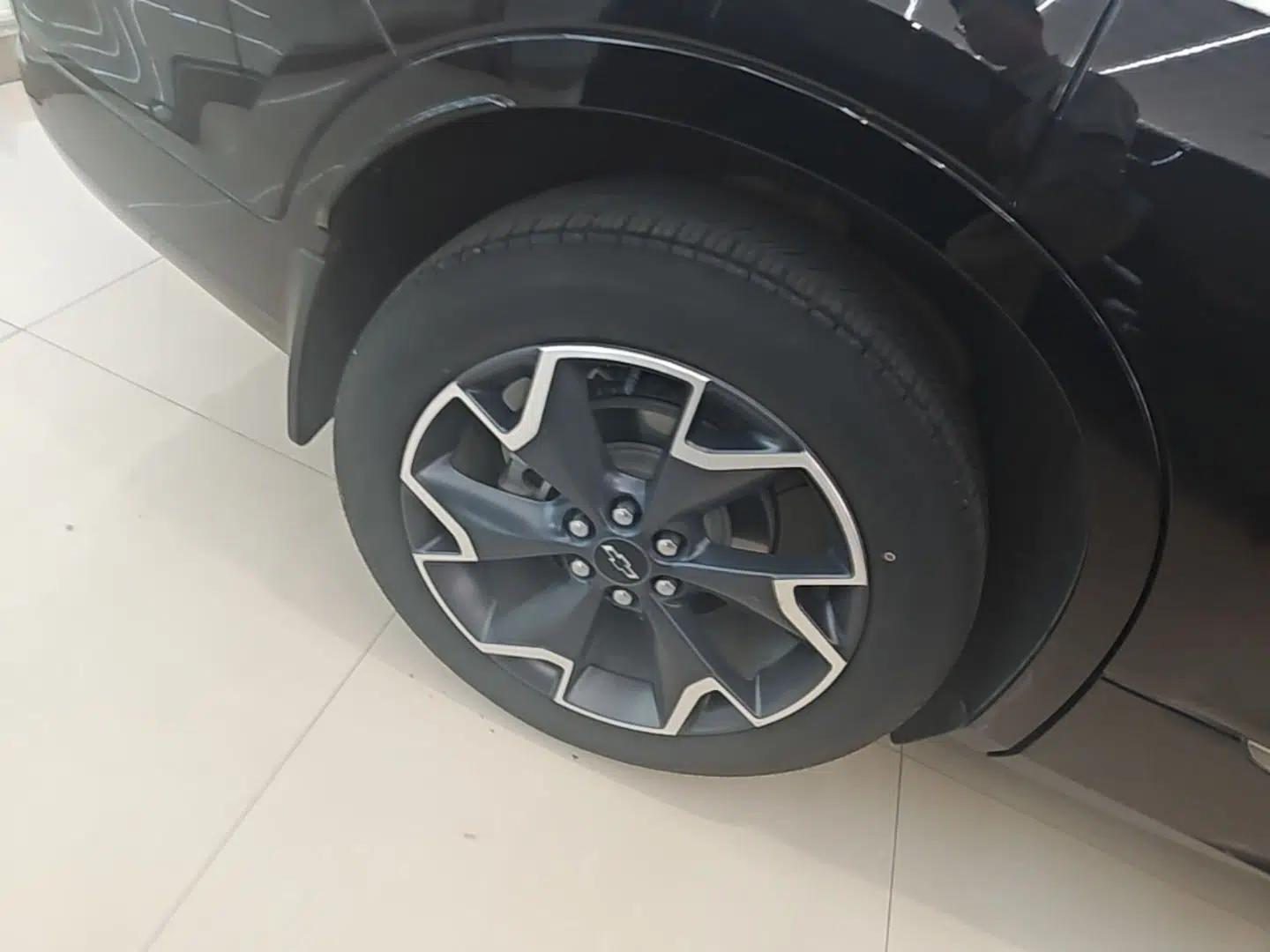 Chevrolet Blazer 2022 Mild Hybrid 650T RS Four-Wheel Drive 5-Seater Hardcore Version — миниатюра 11