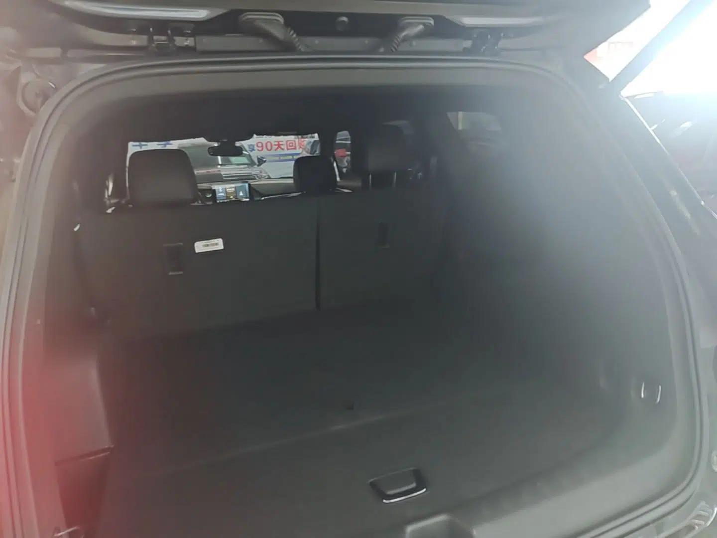 Chevrolet Blazer 2022 Mild Hybrid 650T RS Four-Wheel Drive 5-Seater Hardcore Version — миниатюра 22