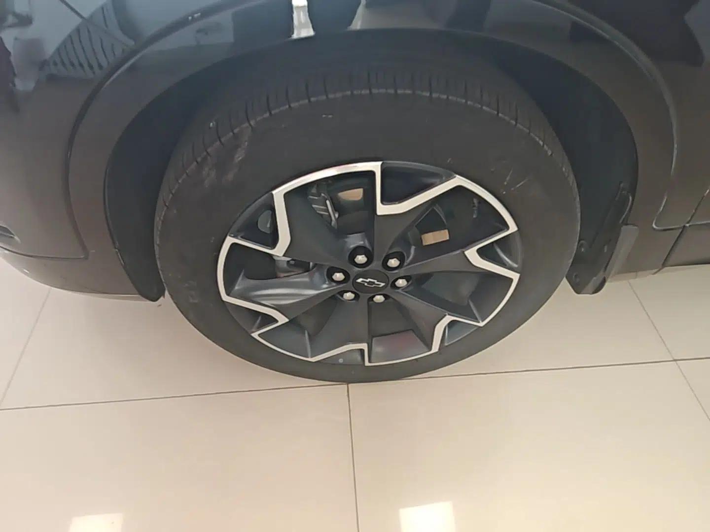 Chevrolet Blazer 2022 Mild Hybrid 650T RS Four-Wheel Drive 5-Seater Hardcore Version — миниатюра 10