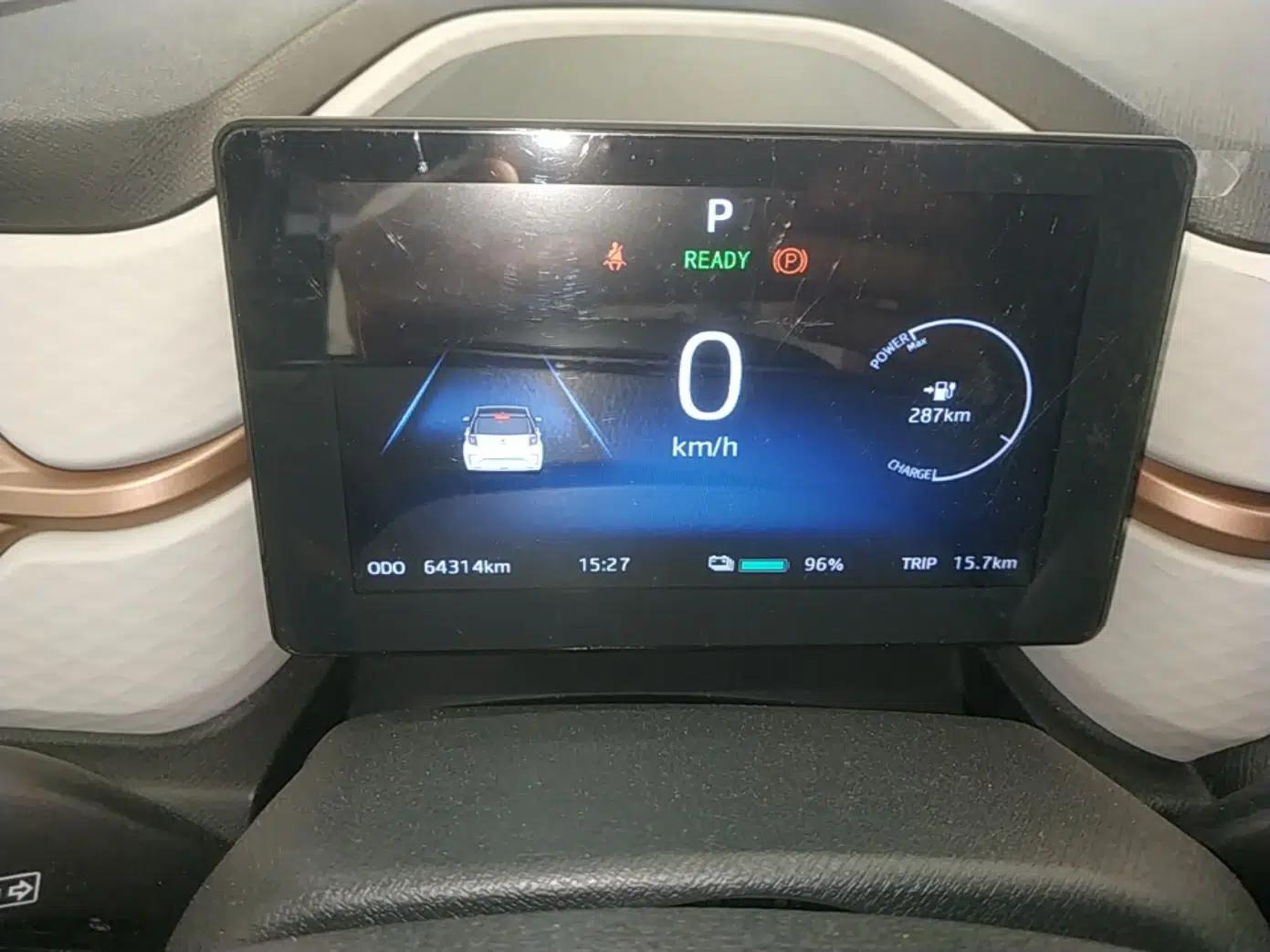 SOL E10X 2021 302 km Range Fashion Edition 31.4 kWh — миниатюра 14