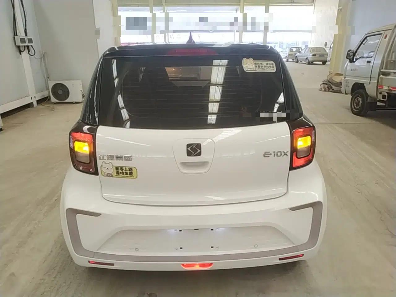 SOL E10X 2021 302 km Range Fashion Edition 31.4 kWh — миниатюра 5