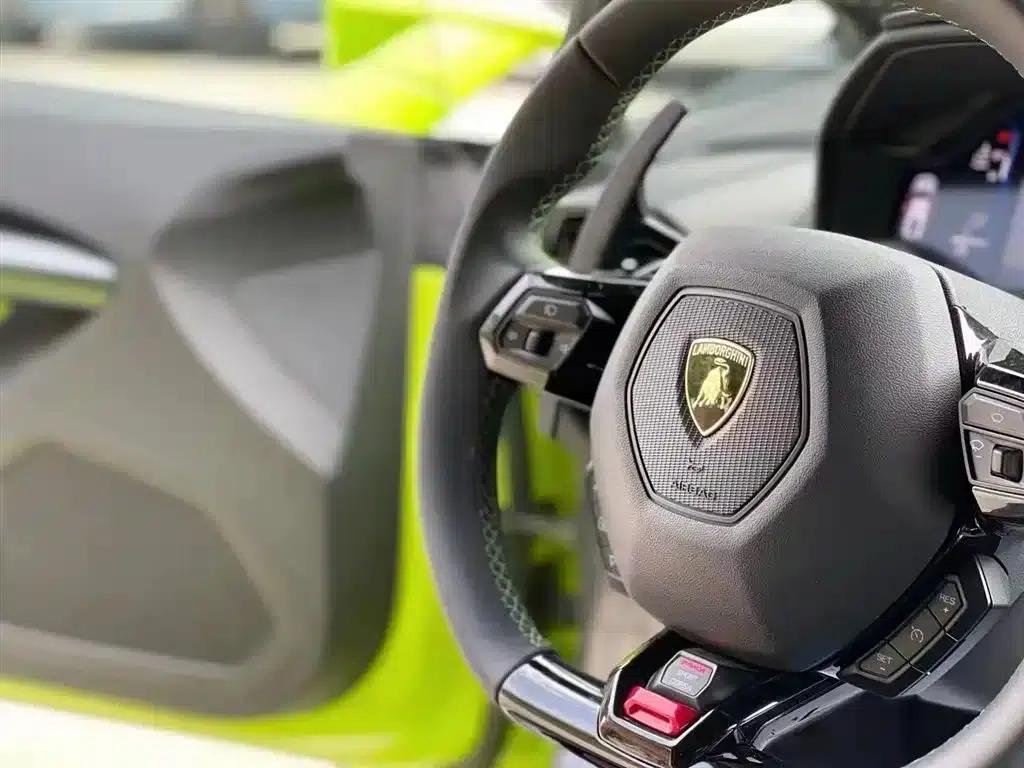 Huracán 2020 Huracán EVO RWD — миниатюра 4
