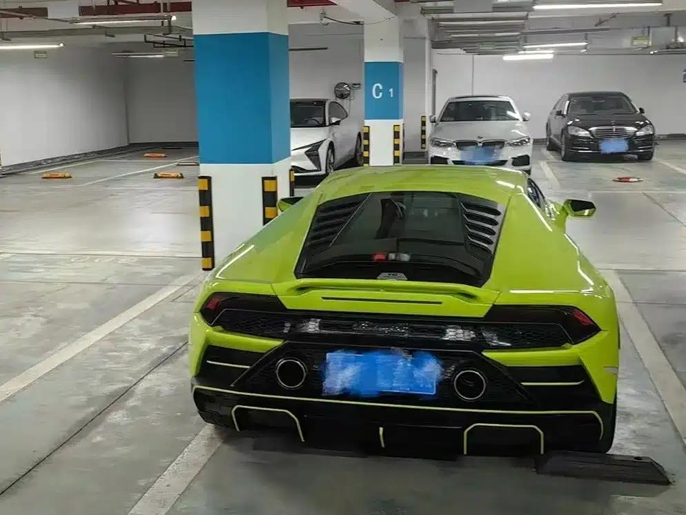 Huracán 2020 Huracán EVO RWD — миниатюра 4