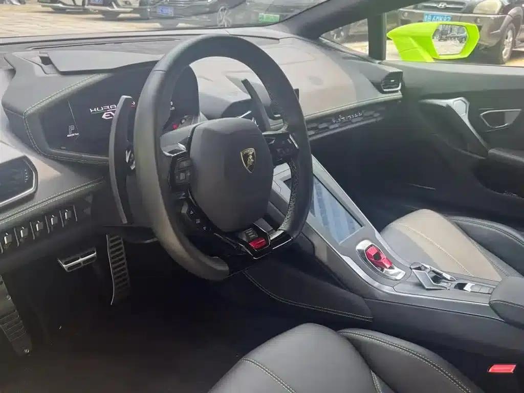 Huracán 2020 Huracán EVO RWD — миниатюра 5