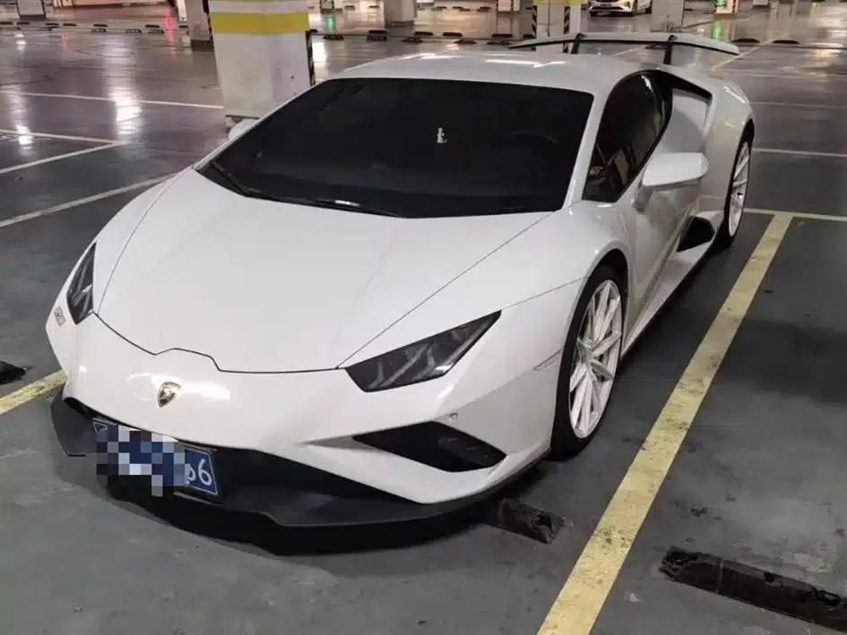 Huracán 2020 Huracán EVO RWD — миниатюра 1