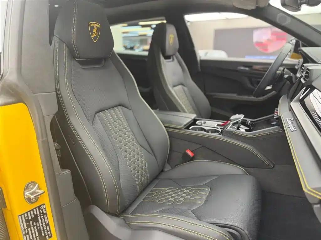 2025 Urus SE 4.0T Standard Edition — миниатюра 14