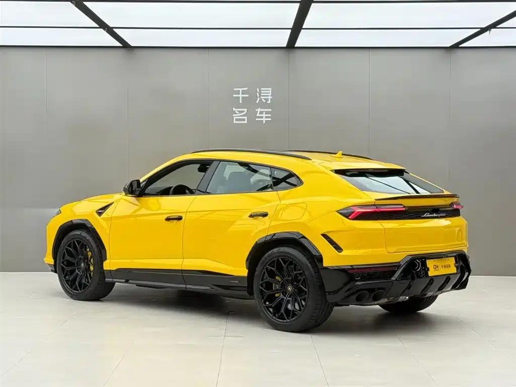 2025 Urus SE 4.0T Standard Edition — миниатюра 16