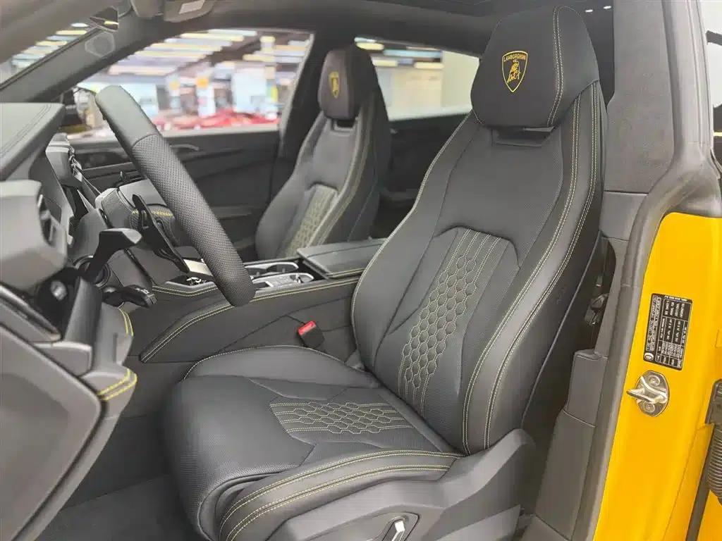2025 Urus SE 4.0T Standard Edition — миниатюра 5