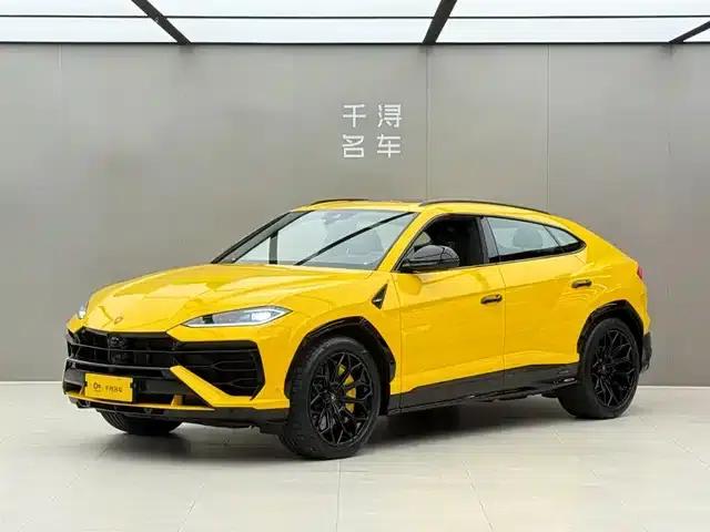 2025 Urus SE 4.0T Standard Edition