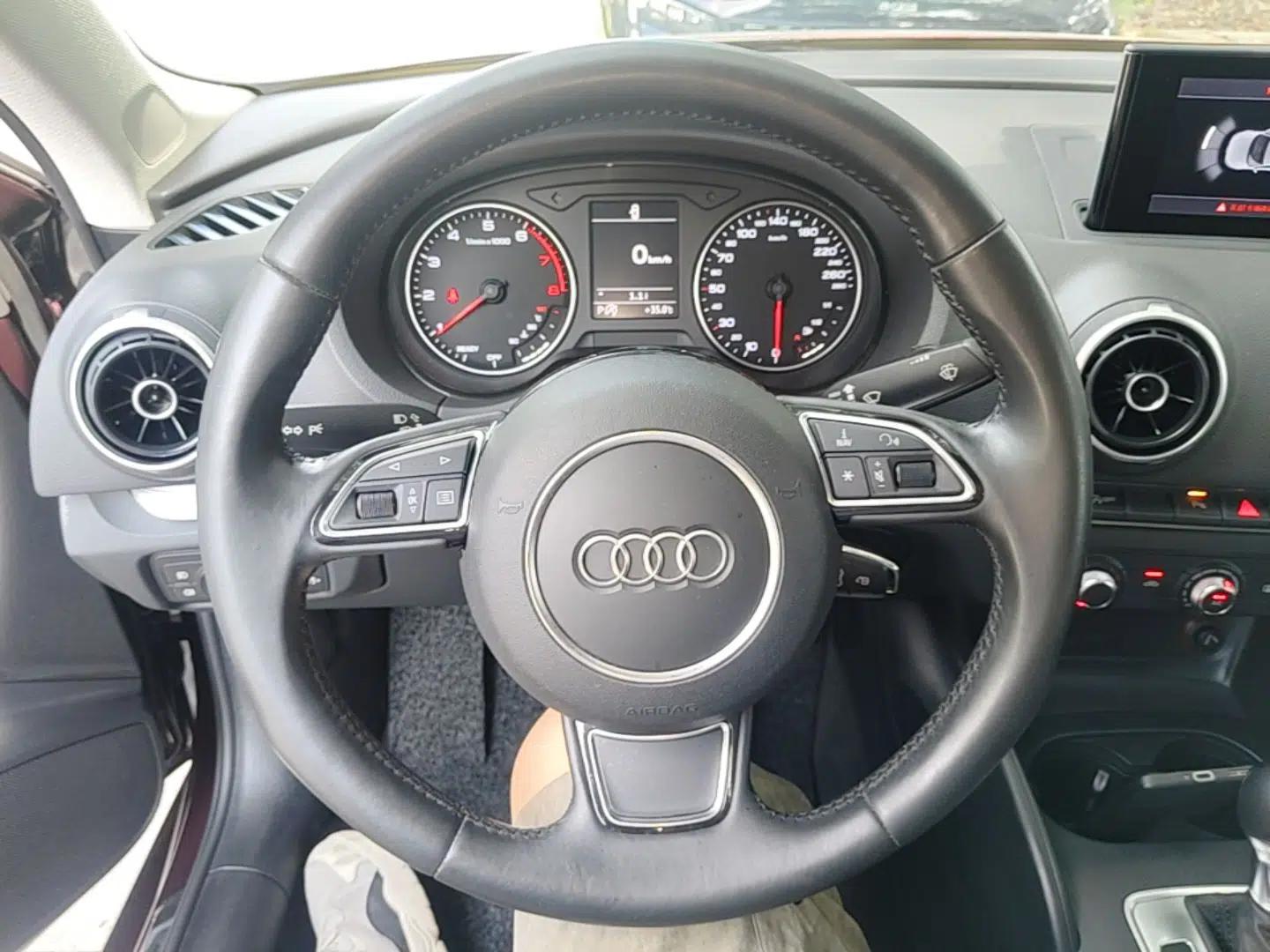 Audi A3 2016 Limousine 35 TFSI Prestige Edition — миниатюра 18