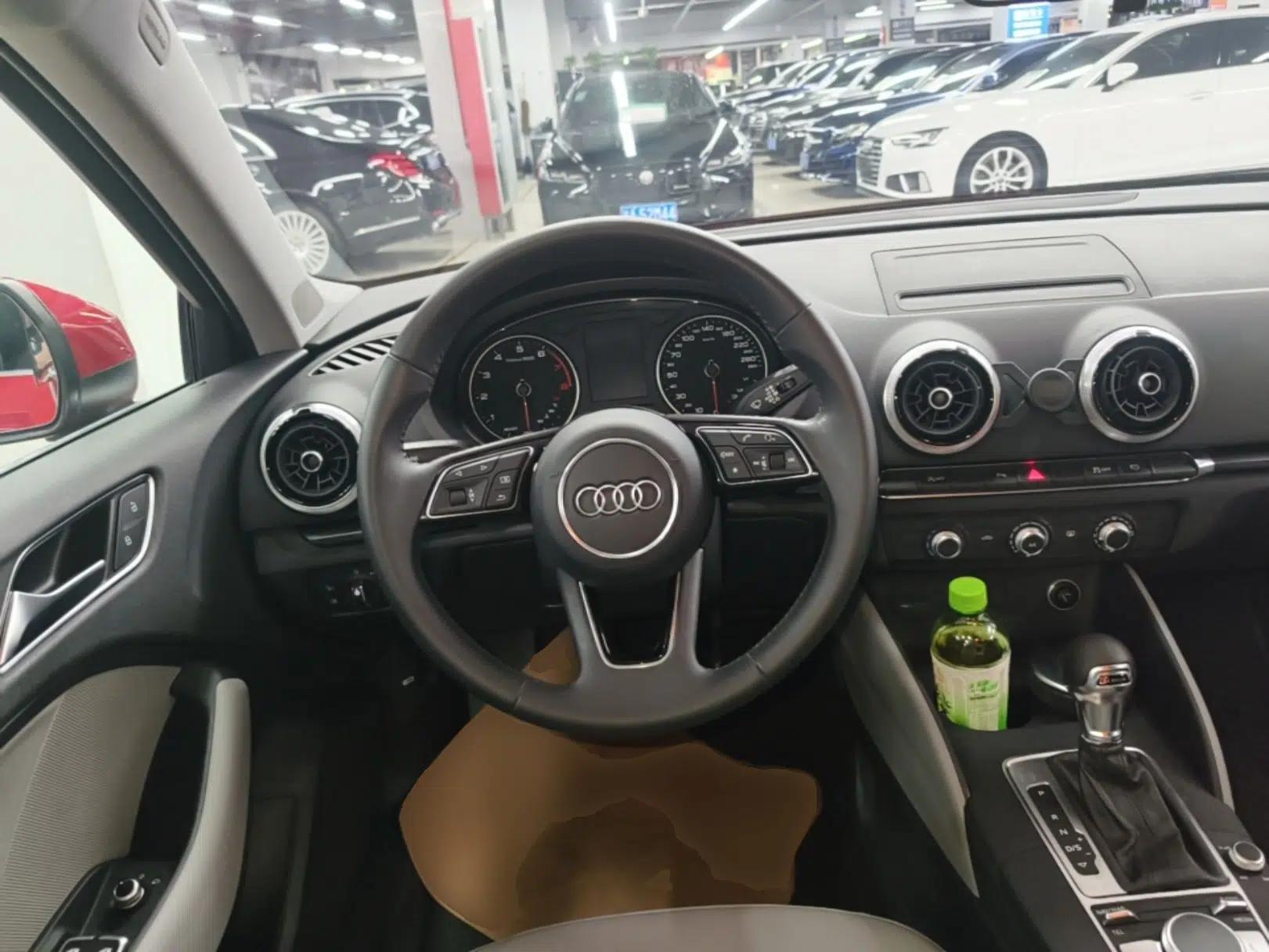 Audi A3 2019 Limousine 35 TFSI Fashion Edition China VI Emission Standard — миниатюра 19