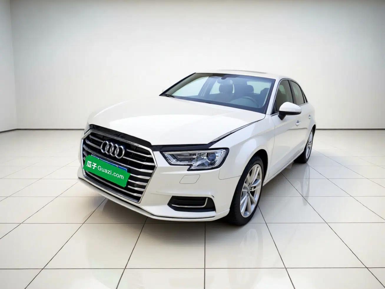 Audi A3 2019 Limousine 35 TFSI Ambition China V — миниатюра 1