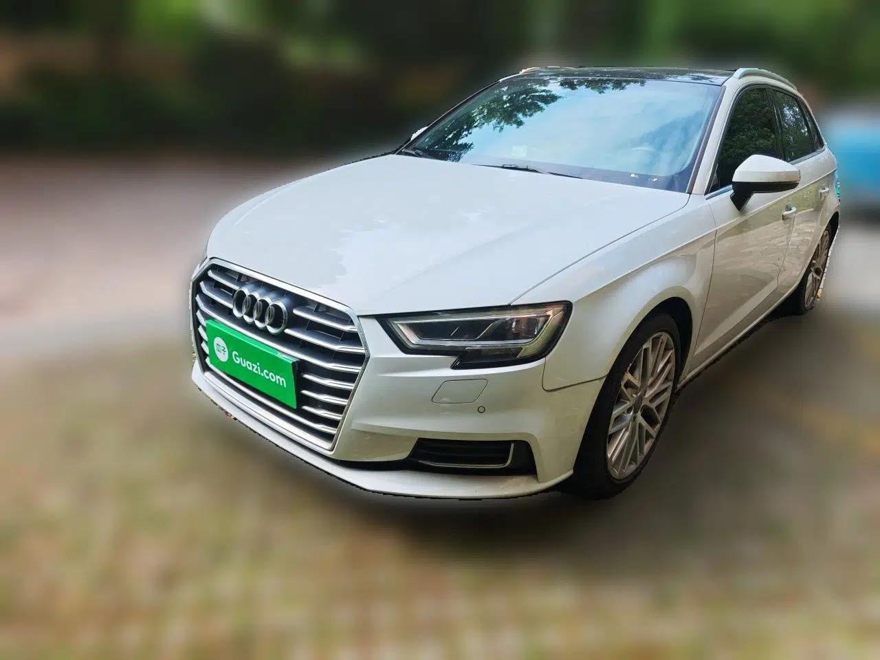 Audi A3 2018 30th Anniversary Edition Sportback 35 TFSI Style Model — миниатюра 1