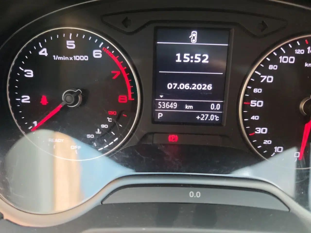 Audi A3 2018 30th Anniversary Edition Sportback 35 TFSI Style Model — миниатюра 11