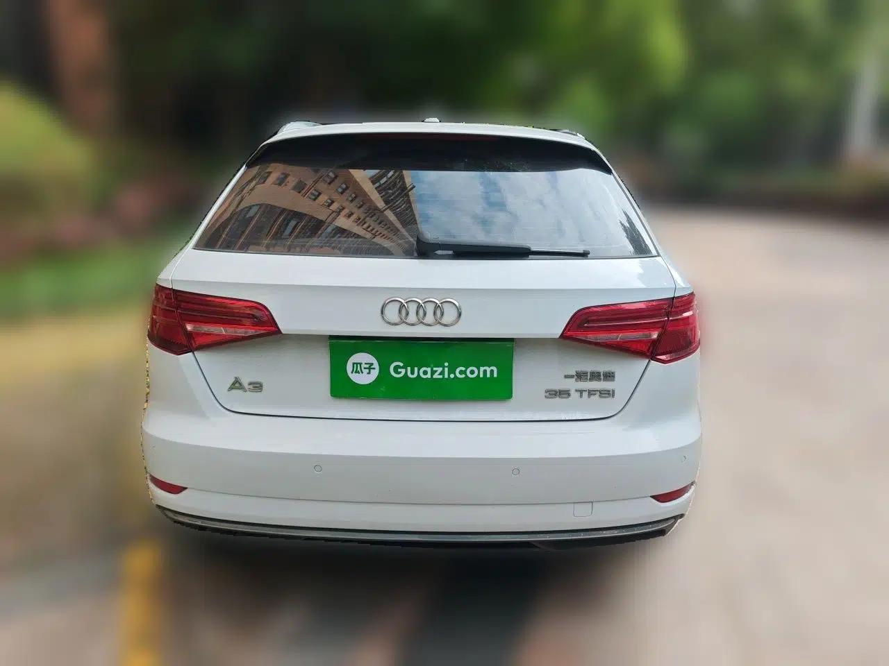 Audi A3 2018 30th Anniversary Edition Sportback 35 TFSI Style Model — миниатюра 5