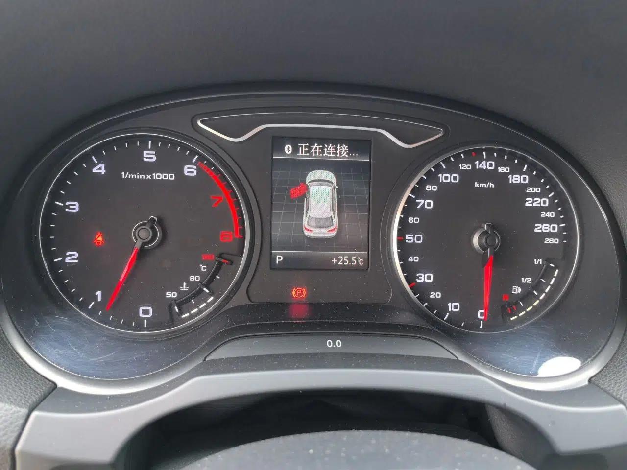 Audi A3 2015 Sportback 45 TFSI S line sports model — миниатюра 11