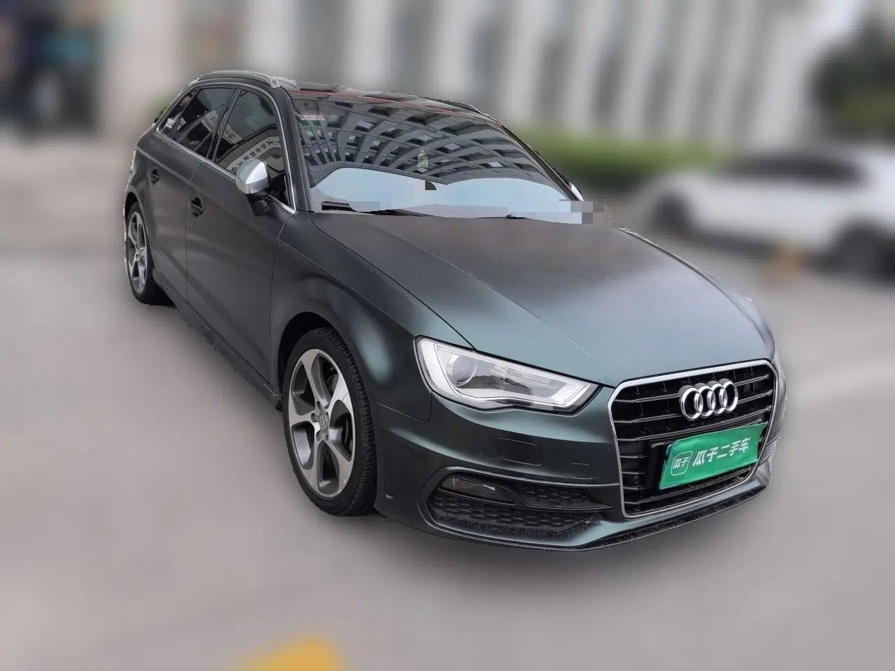 Audi A3 2015 Sportback 45 TFSI S line sports model — миниатюра 3