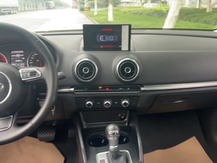 Audi A3 2014 Sportback 35 TFSI Automatic Style Edition — миниатюра 20