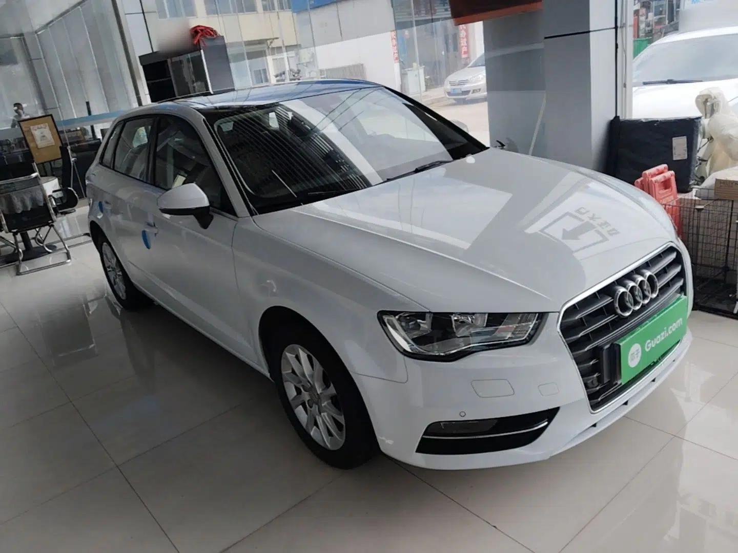 Audi A3 2014 Sportback 35 TFSI Automatic Style Edition — миниатюра 3