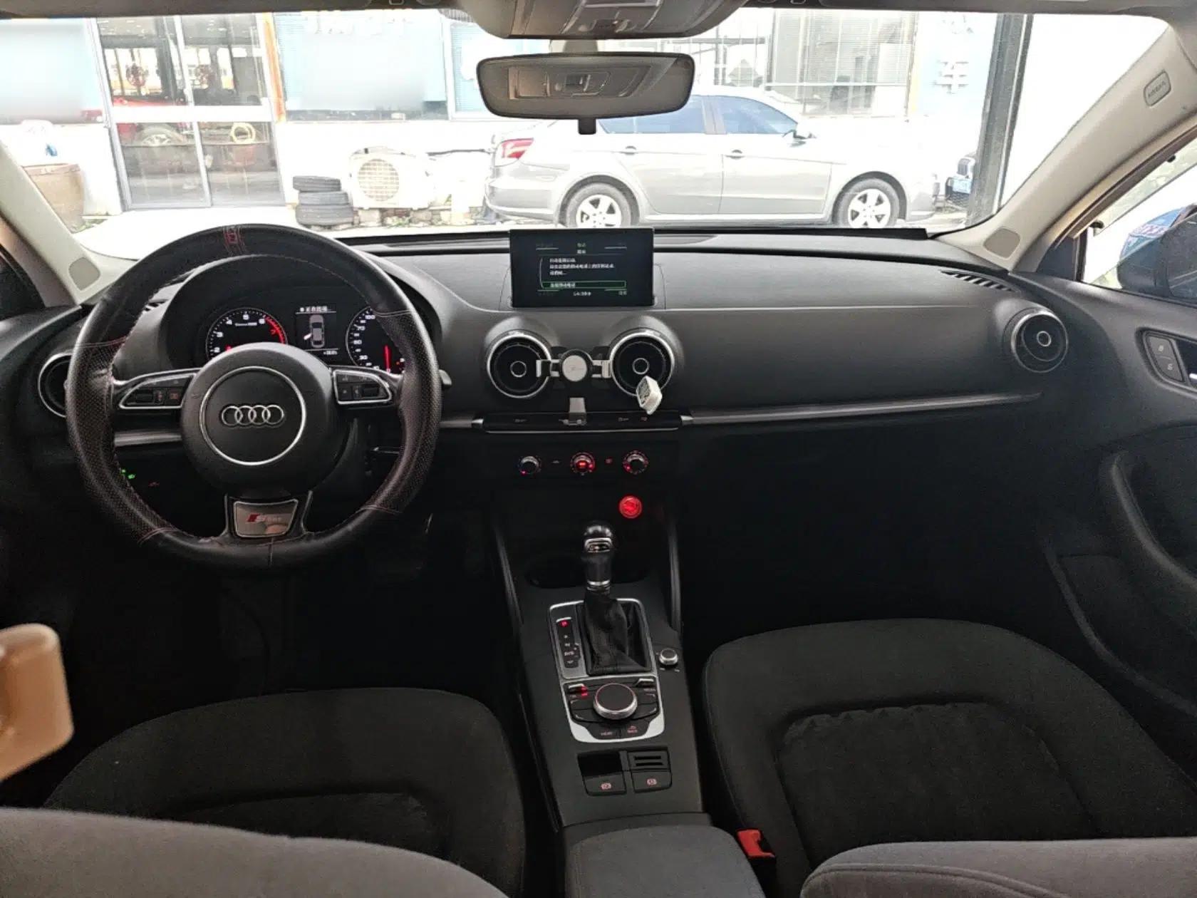 Audi A3 2016 Limousine 35 TFSI Prestige Edition — миниатюра 17