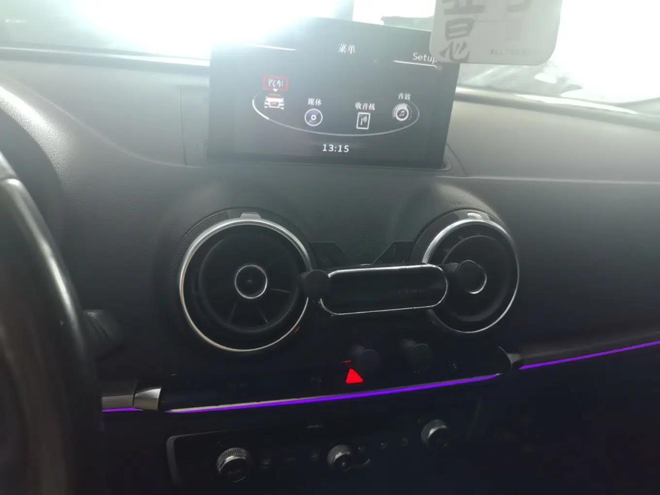 Audi A3 2014 Sportback 35 TFSI Automatic Comfort Model — миниатюра 15