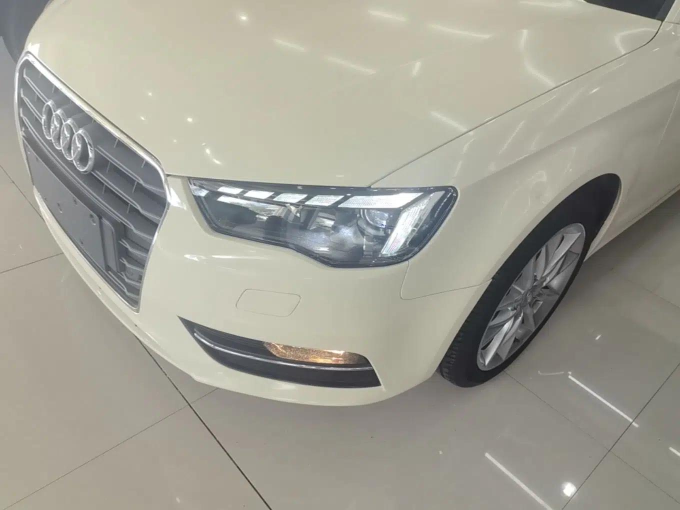 Audi A3 2014 Sportback 35 TFSI Automatic Comfort Model — миниатюра 8