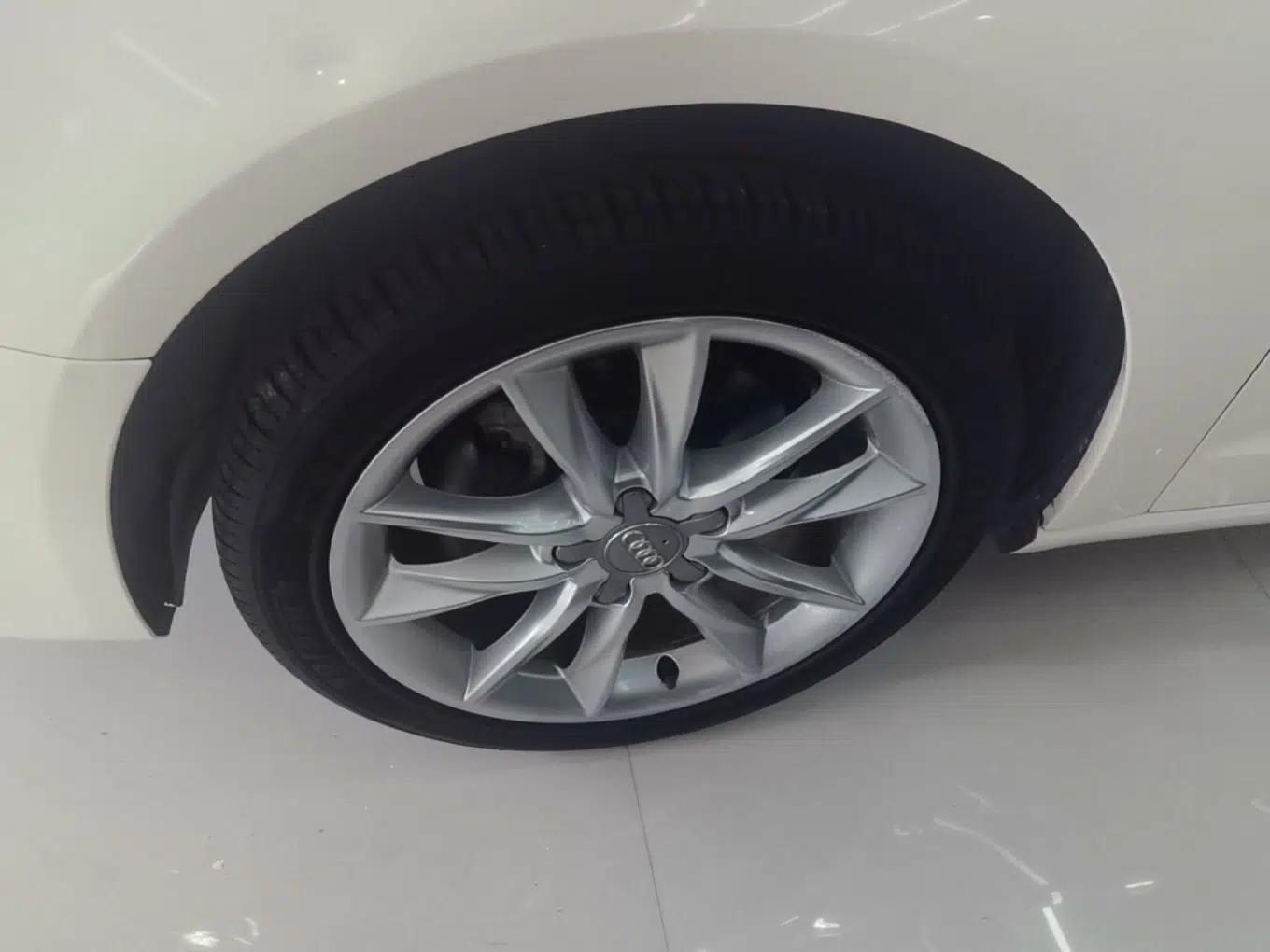 Audi A3 2014 Sportback 35 TFSI Automatic Comfort Model — миниатюра 10