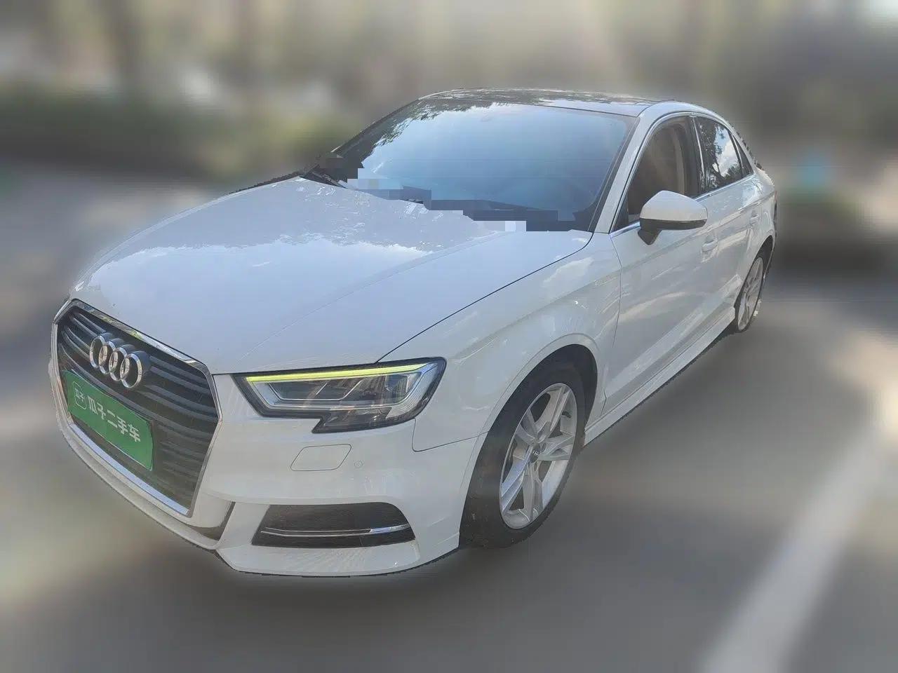 Audi A3 2019 Limousine 35 TFSI Fashion Edition China V standard — миниатюра 1
