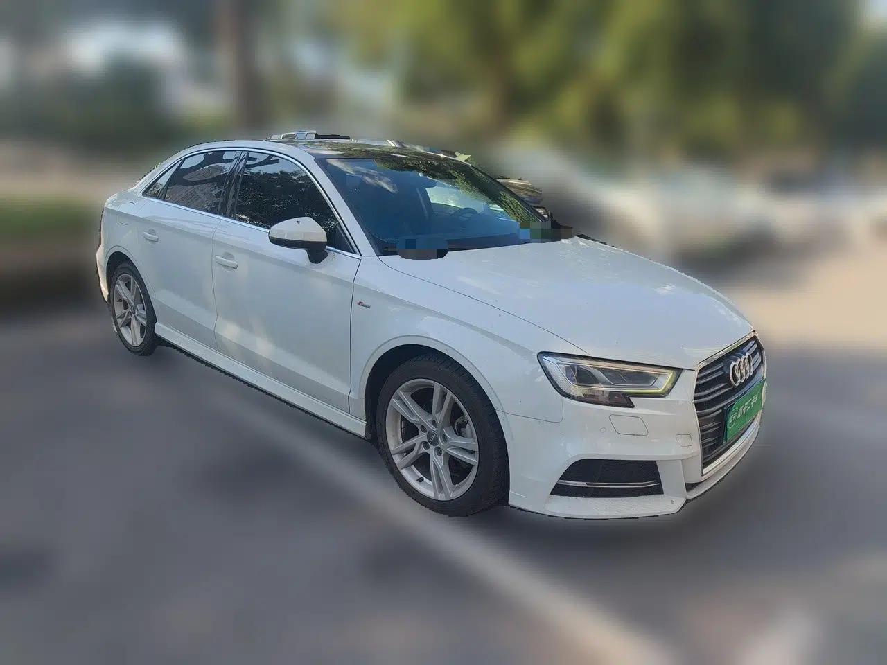 Audi A3 2019 Limousine 35 TFSI Fashion Edition China V standard — миниатюра 3