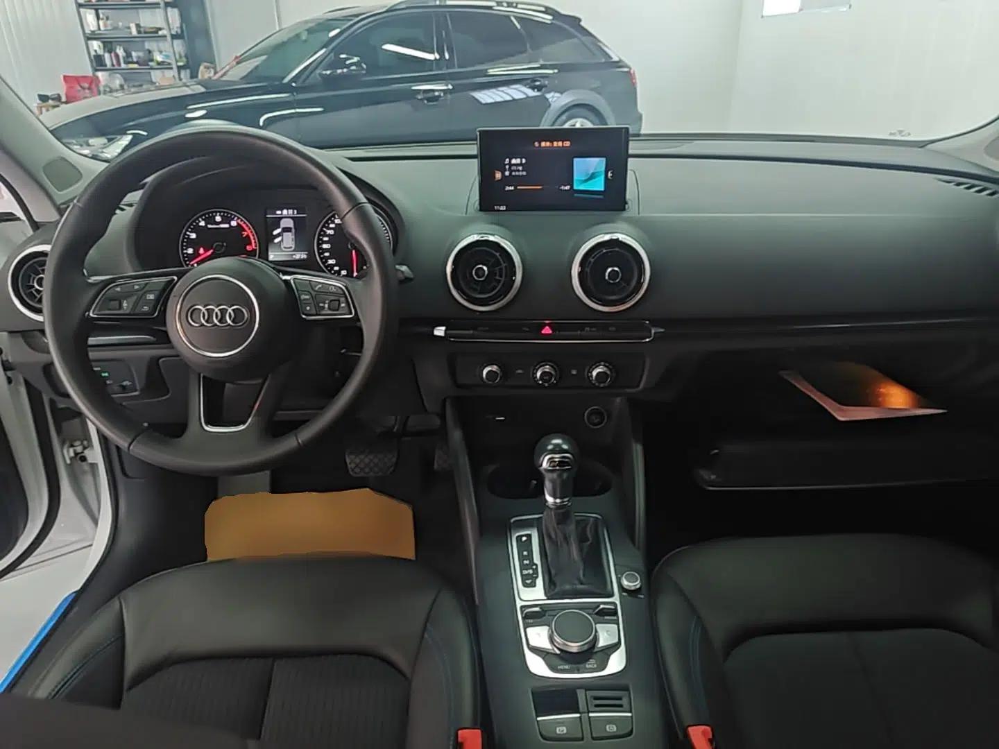 Audi A3 2019 Sportback 35 TFSI Fashion Edition China VI Emission Standard — миниатюра 19