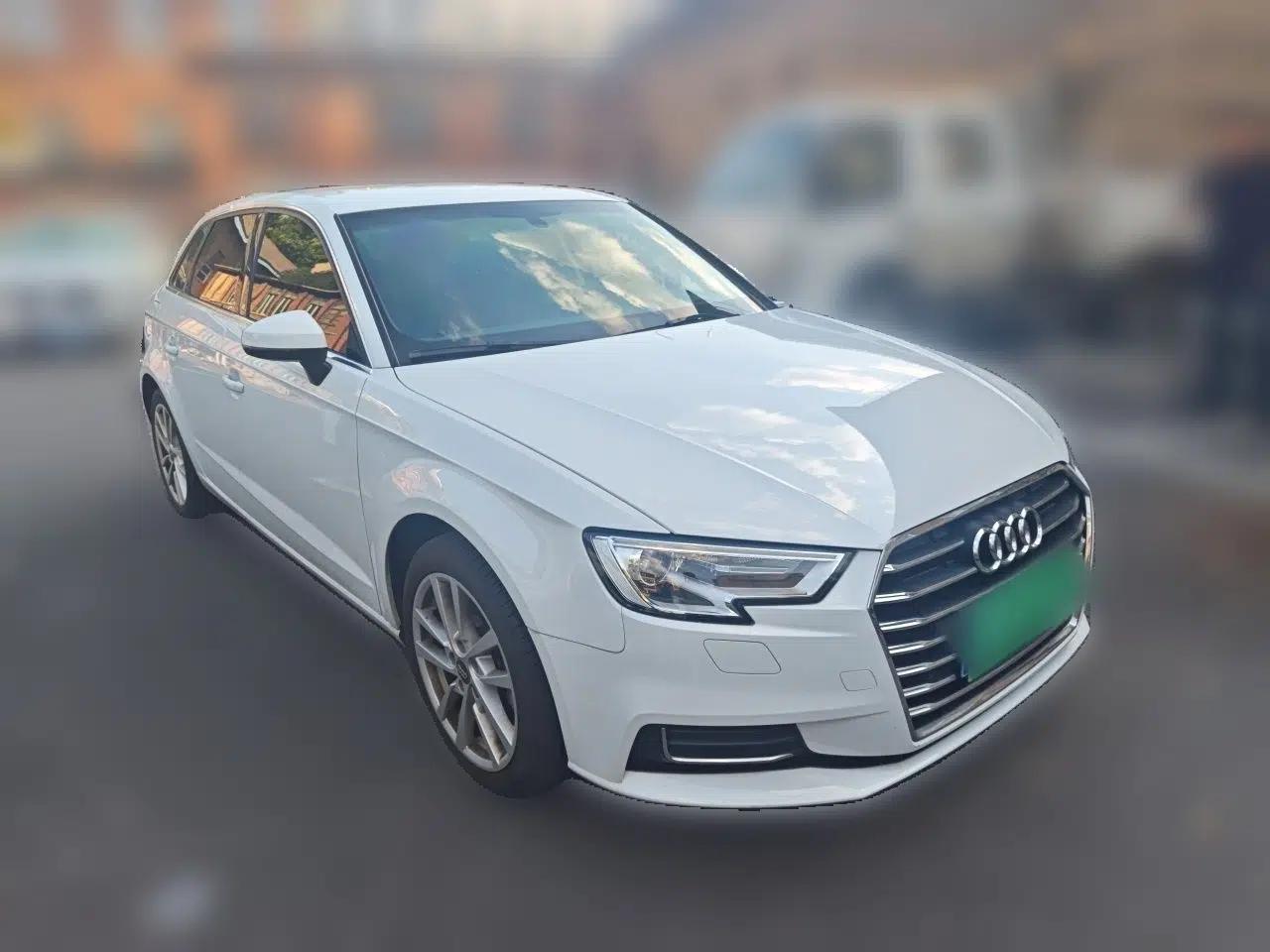 Audi A3 2020 Sportback 35 TFSI Ambition China VI — миниатюра 3
