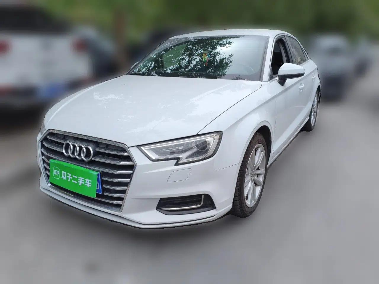 Audi A3 2019 Limousine 35 TFSI Ambition China V — миниатюра 1