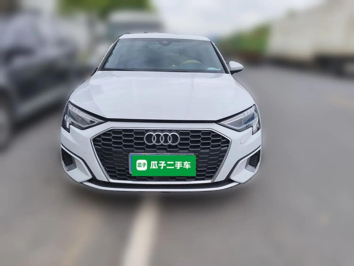 Audi A3 2022 A3L Limousine 35 TFSI Ambition Style Edition — миниатюра 2