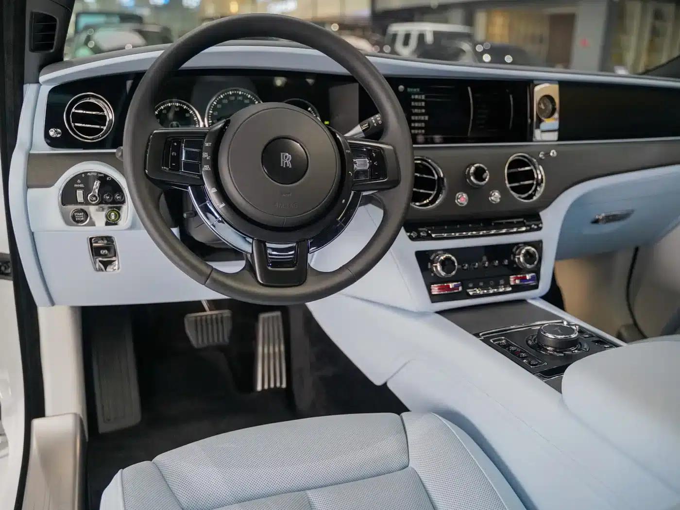 2024 Ghost 6.7T Long Wheelbase — миниатюра 17
