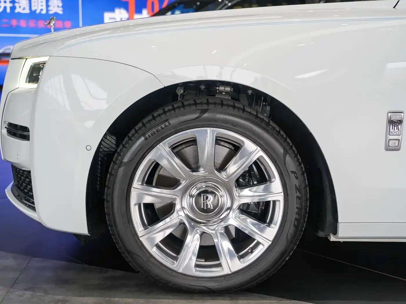 2024 Ghost 6.7T Long Wheelbase — миниатюра 7