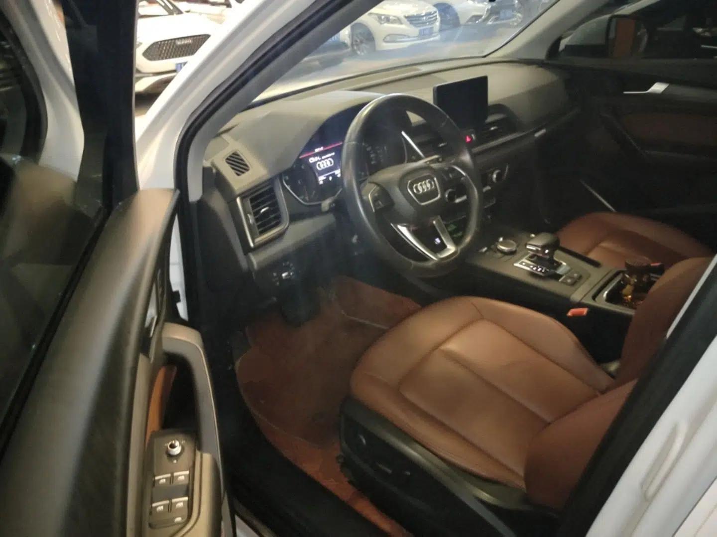 Audi Q5L 2020 40 TFSI Prestige Edition — миниатюра 18