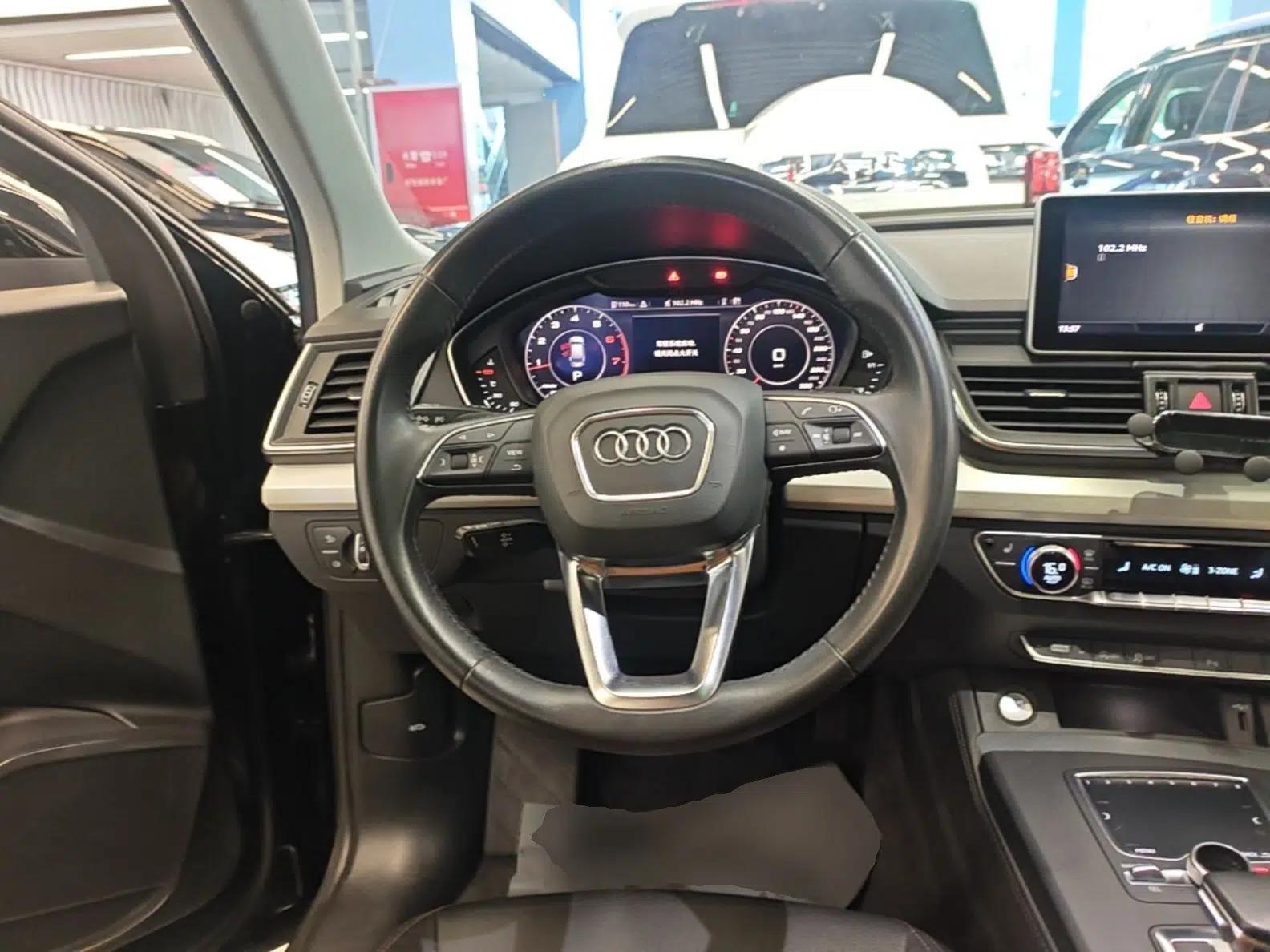 Audi Q5L 2020 40 TFSI Prestige Fashion Edition — миниатюра 13