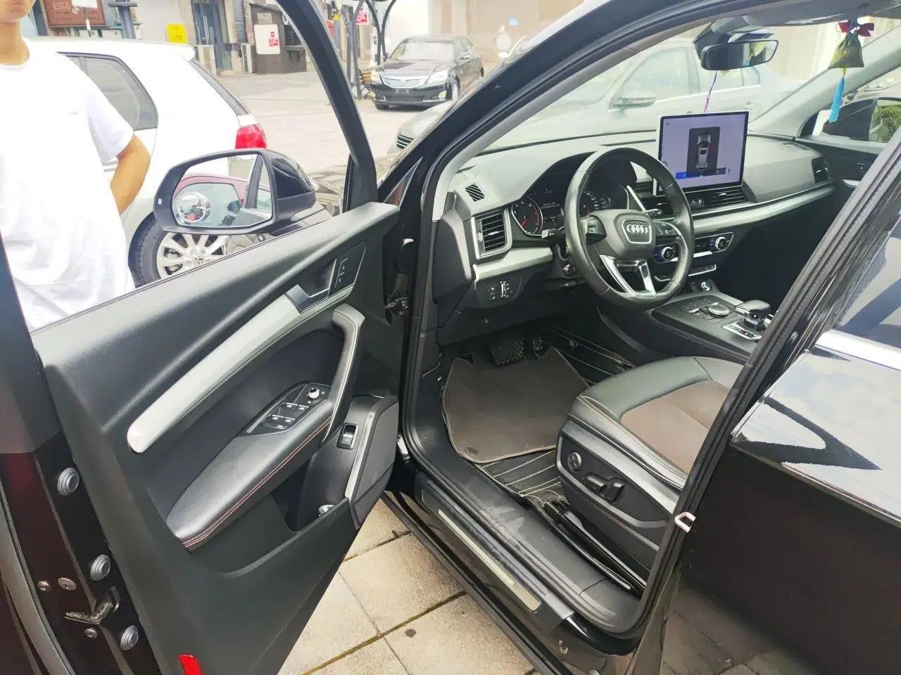 Audi Q5L 2020 Revised 40 TFSI Prestige Edition — миниатюра 16