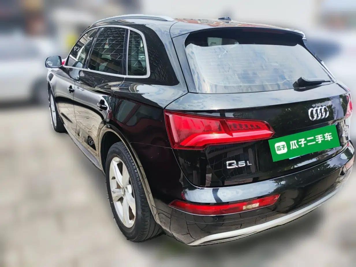 Audi Q5L 2020 Revised 40 TFSI Prestige Edition — миниатюра 4