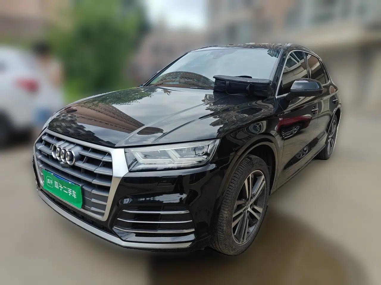 Audi Q5L 2020 Updated 40 TFSI Prestige Fashion Edition — миниатюра 1
