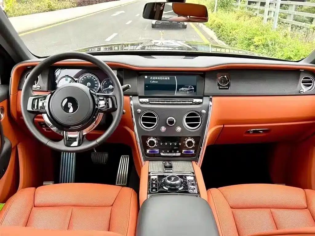 2018 Cullinan 5-seater — миниатюра 6