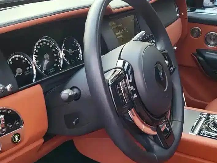 2018 Cullinan 5-seater — миниатюра 10