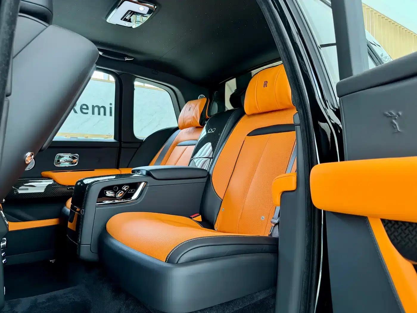 2020 Cullinan Black Badge — миниатюра 8