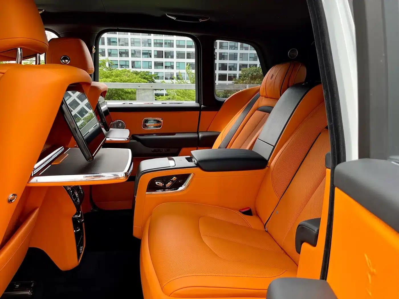 2018 Cullinan, four-seater version — миниатюра 9