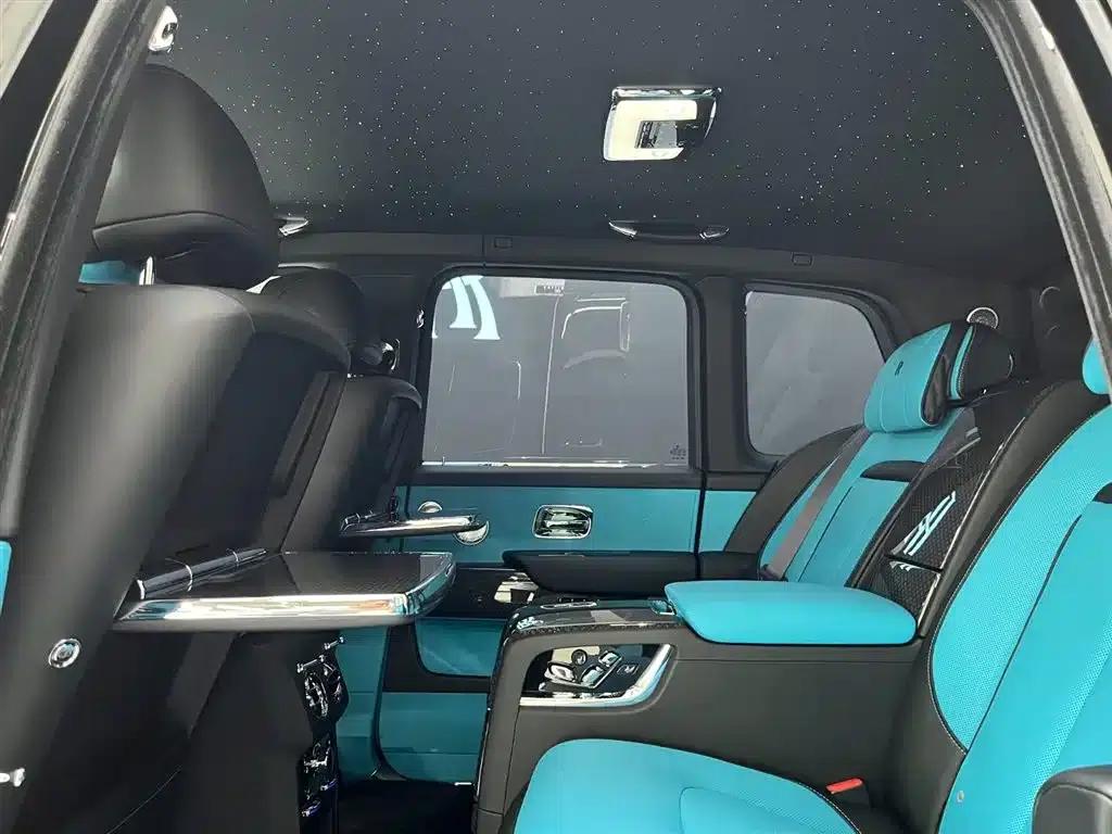 2024 Cullinan Black Badge — миниатюра 16