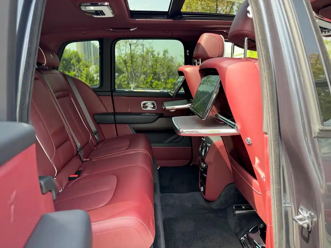2018 Cullinan 5-seater — миниатюра 19